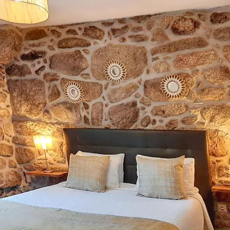 Comfortable House In Lindoso, Stunning Mountain View בית נופש