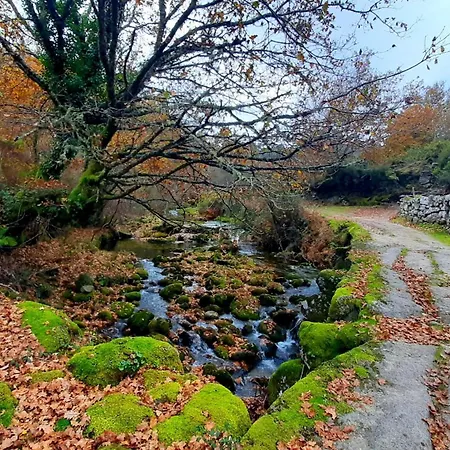 Comfortable House In Lindoso, Stunning Mountain View 펜션