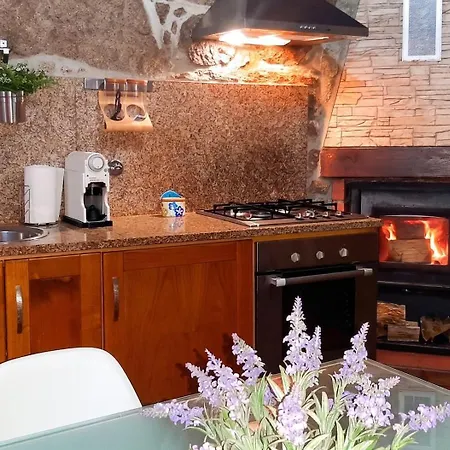 펜션 Comfortable House In Lindoso, Stunning Mountain View