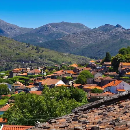 펜션 Comfortable House In Lindoso, Stunning Mountain View 몰레도