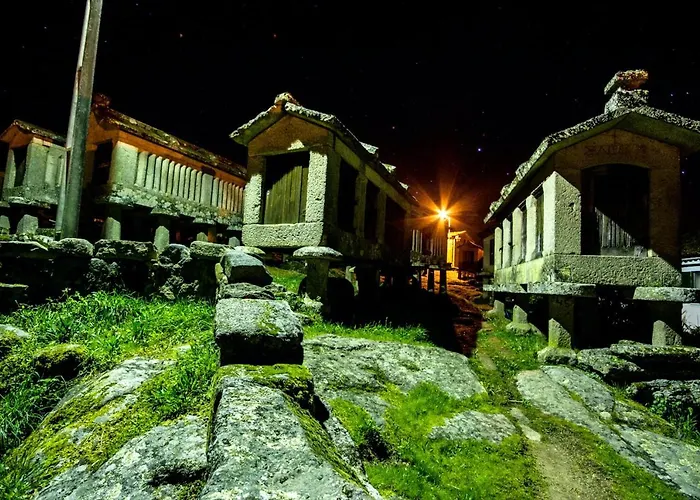 펜션 Comfortable House In Lindoso, Stunning Mountain View *