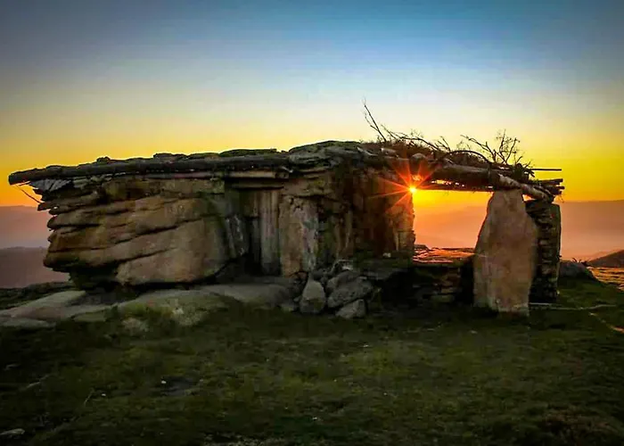 Comfortable House In Lindoso, Stunning Mountain View Moledo (Viana do Castelo)