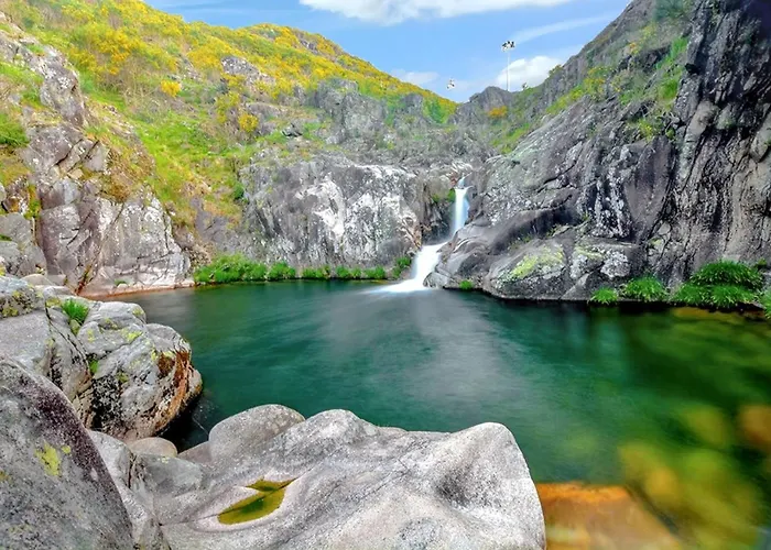 Comfortable House In Lindoso, Stunning Mountain View * 몰레도