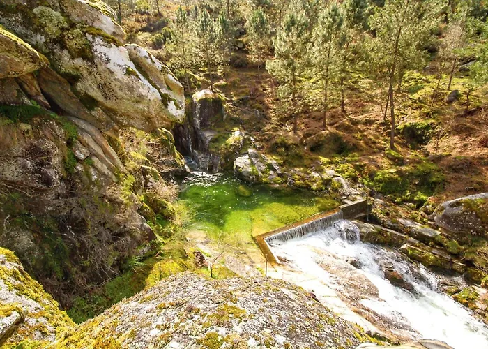 펜션 Comfortable House In Lindoso, Stunning Mountain View